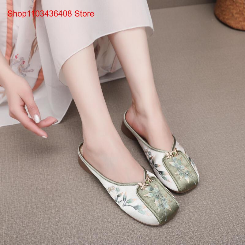 New Embroidered Slippers for H - đánh giá và giá Ethnic Fashion In
