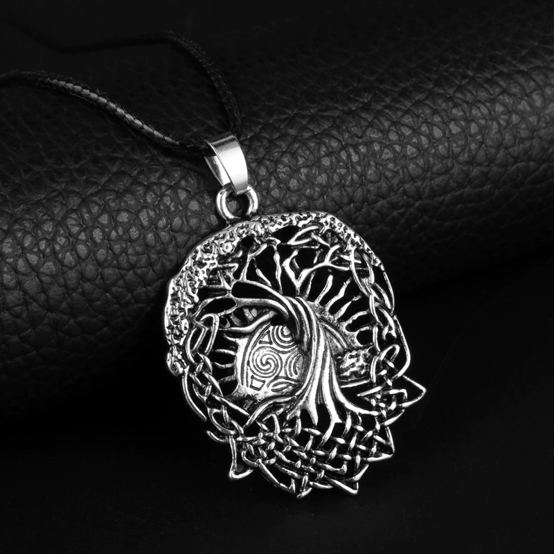 Sóc Cây Cổ Họ Cây Slav Cần Biể - đánh giá và giá Ethnic Fashion World